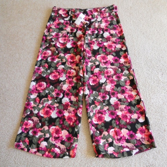 Banana Republic Blake Crop Floral Pants size 12P - Picture 2 of 6
